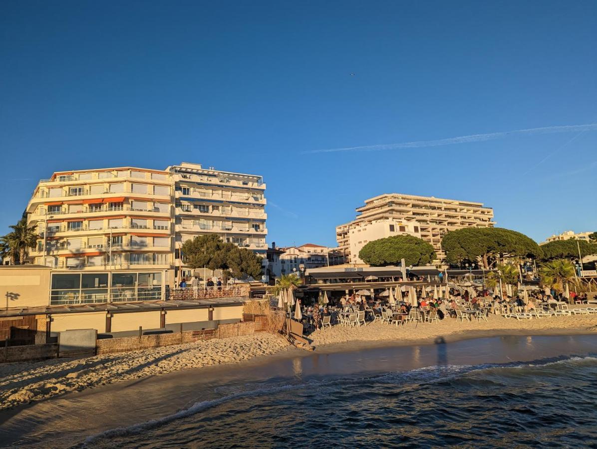 Superbe Appartement Vue Mer Panoramique Juan-les-Pins Exteriér fotografie