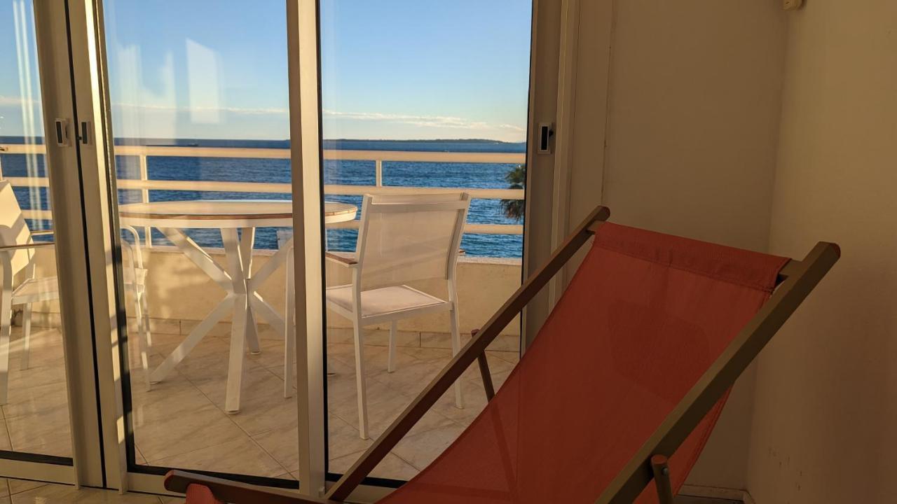 Superbe Appartement Vue Mer Panoramique Juan-les-Pins Exteriér fotografie