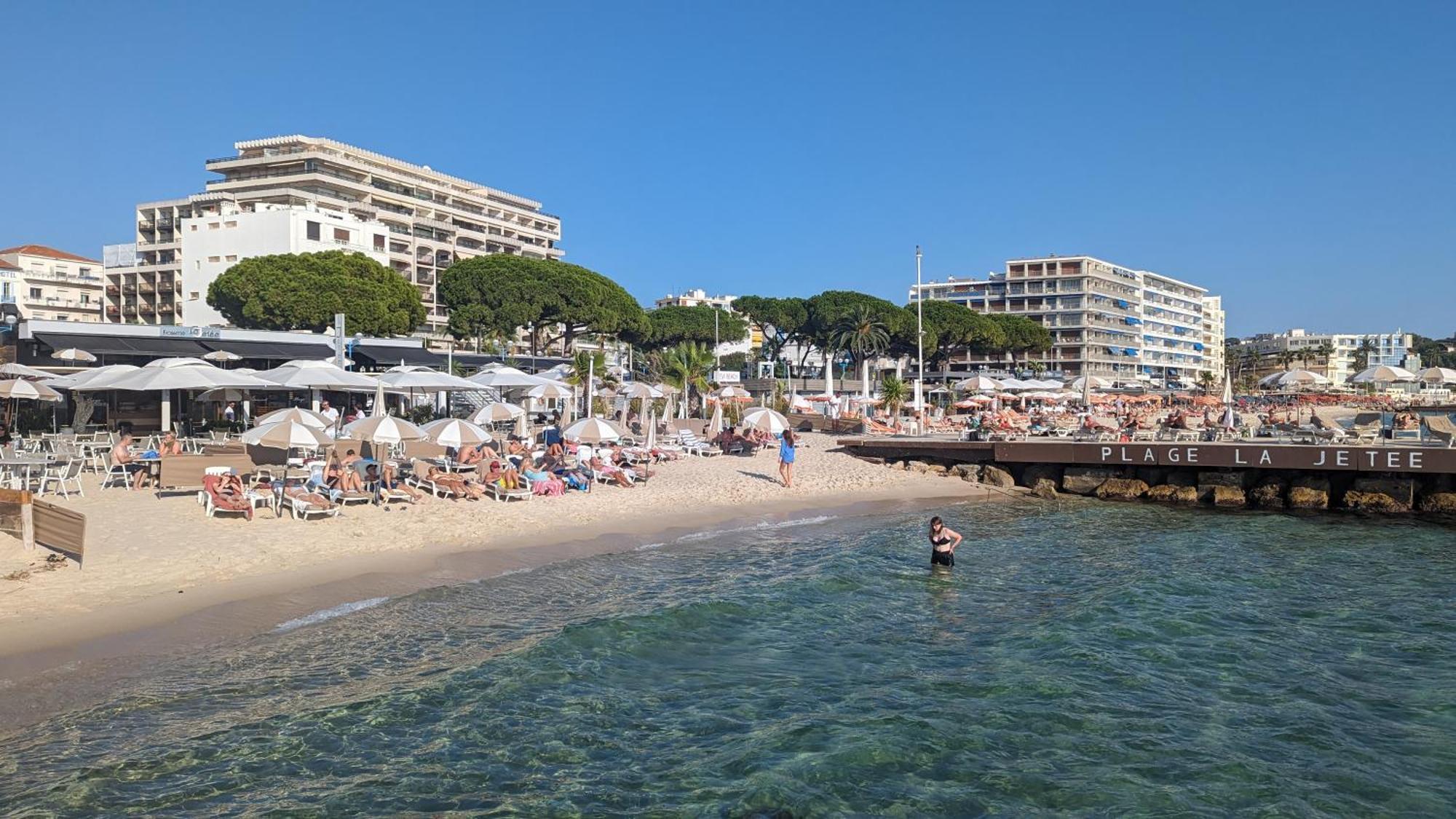 Superbe Appartement Vue Mer Panoramique Juan-les-Pins Exteriér fotografie
