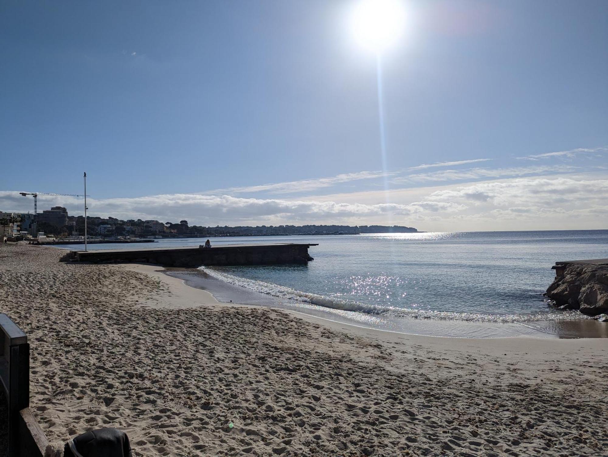Superbe Appartement Vue Mer Panoramique Juan-les-Pins Exteriér fotografie